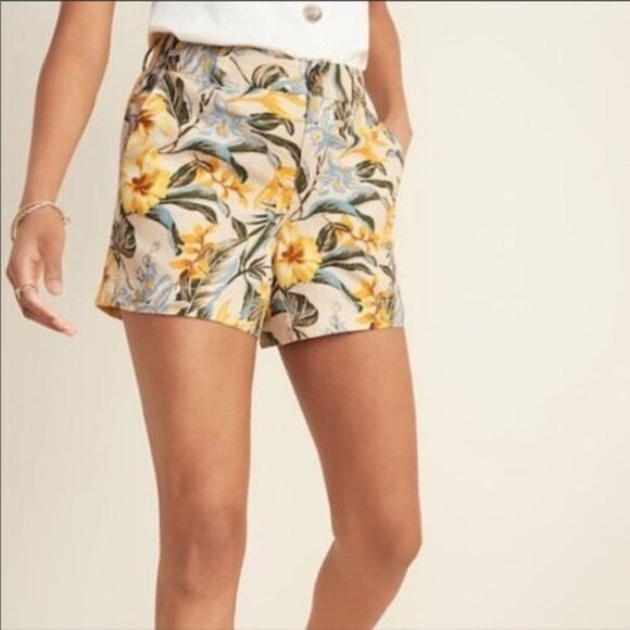 Old Navy Mid-Rise Linen Blend Yellow & Green Floral Shorts 5” - Picture 15 of 15